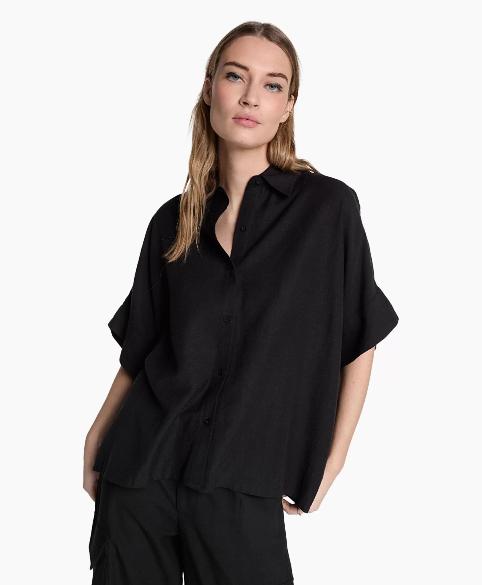 Blouses*Alix The Label Blouse Woven Linen Oversized Zwart